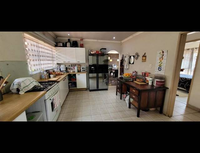 3 BEDROOM HOUSE FOR SALE IN BRACKENDOWNS